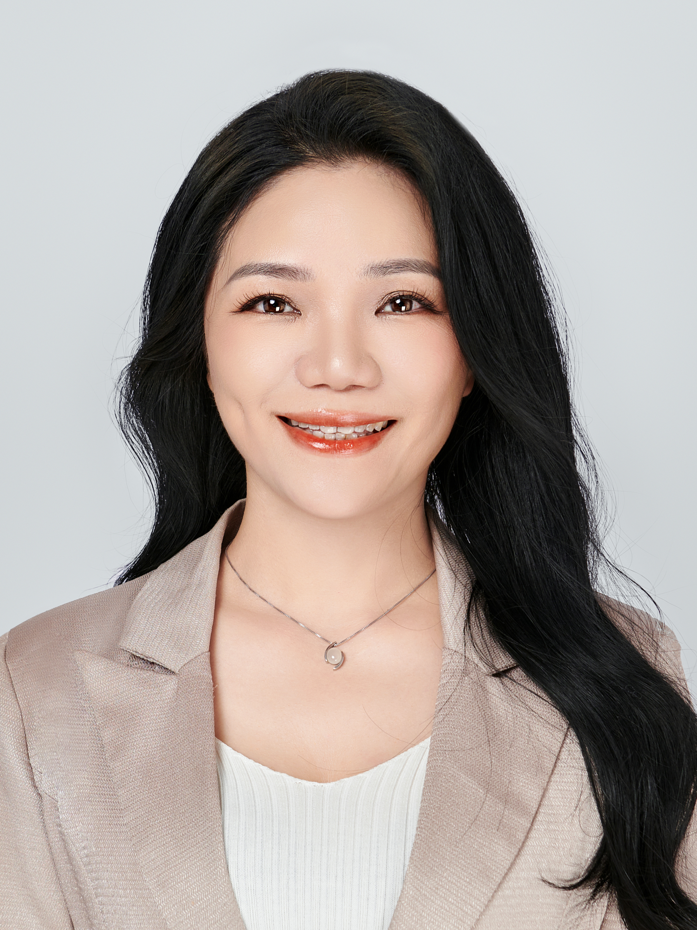 理事长  涂燕萍